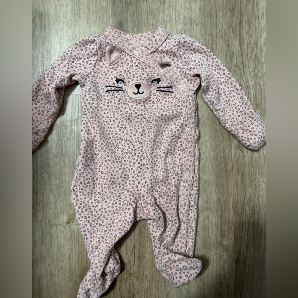 Carters kitty cat sleeper. Size newborn